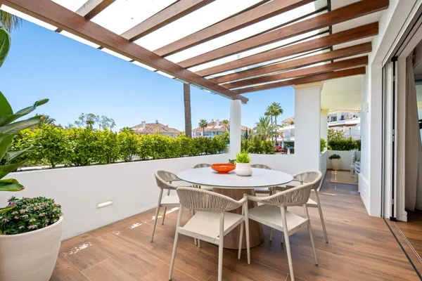 Elegant apartment in Monte Paraiso, Marbella Golden Mile