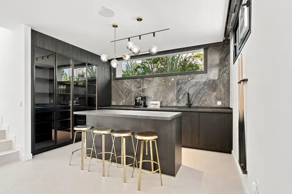 Contemporary Villa with Sea Views in El Limonar, Málaga Este
