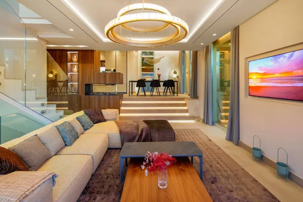 Modern luxury villa with panoramic views in Nueva Andalucía, Marbella