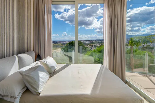 Modern luxury villa with panoramic views in Nueva Andalucía, Marbella
