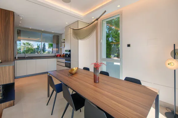 Modern luxury villa with panoramic views in Nueva Andalucía, Marbella