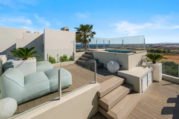 Modern luxury villa with panoramic views in Nueva Andalucía, Marbella