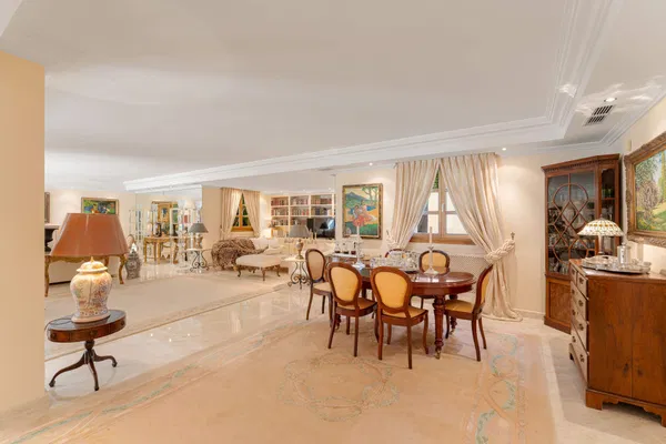 Elegant Mediterranean villa in Nueva Andalucía, Marbella