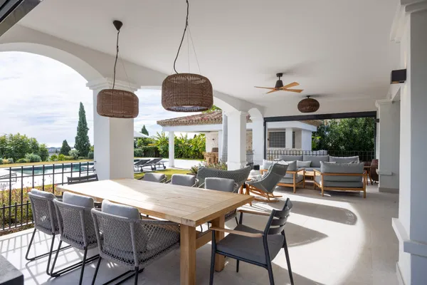 Modern andalusian villa with panoramic sea views in Los flamingos, Benahavís