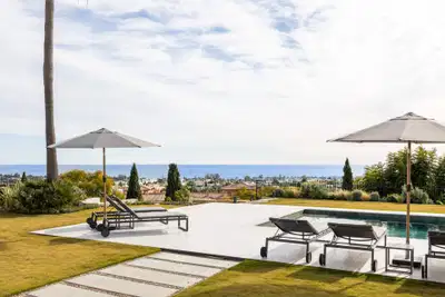 Modern andalusian villa with panoramic sea views in Los flamingos, Benahavís