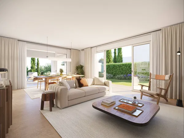 Contemporary villa with expansive gardens in La Reserva, Sotogrande