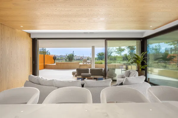 Elegant ground floor apartment with expansive terrace in South Residences, Higuerón Resort