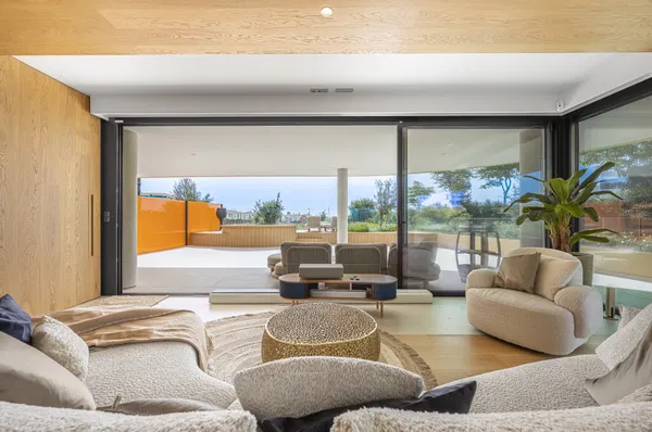 Elegant ground floor apartment with expansive terrace in South Residences, Higuerón Resort