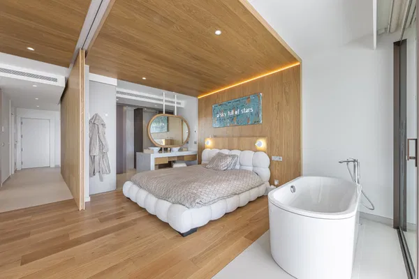 Elegant ground floor apartment with expansive terrace in South Residences, Higuerón Resort