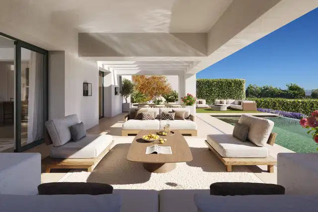 Sophisticated villa in a prestigious golf setting in La Reserva, Sotogrande