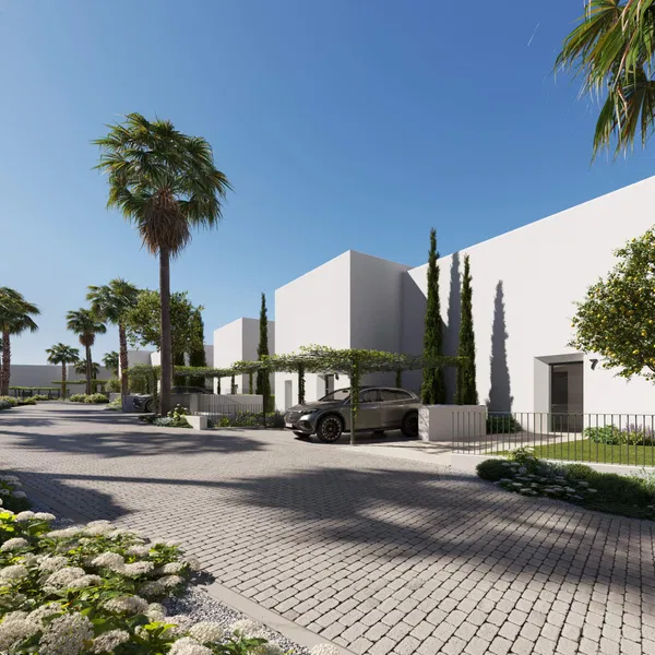 Sophisticated villa in a prestigious golf setting in La Reserva, Sotogrande