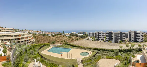Contemporary apartment with spectacular sea views in South Residences, Higuerón Resort