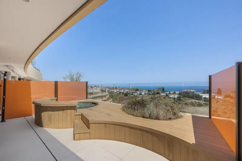 Contemporary apartment with spectacular sea views in South Residences, Higuerón Resort