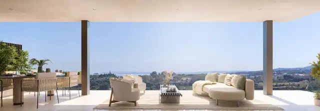 Stylish duplex penthouse with private rooftop solarium in Cancelada, Estepona