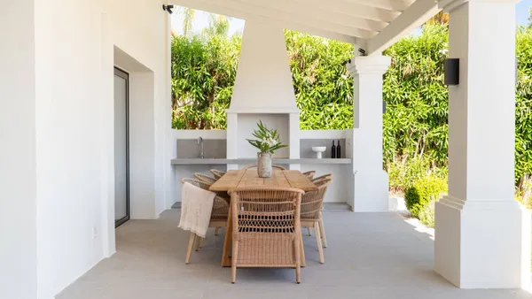 Refined contemporary living with sea views in Los Naranjos, Nueva Andalucía