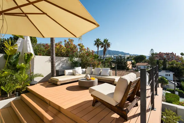 Elegant Scandinavian villa overlooking La Concha and the Mediterranean, Nueva Andalucia, Marbella