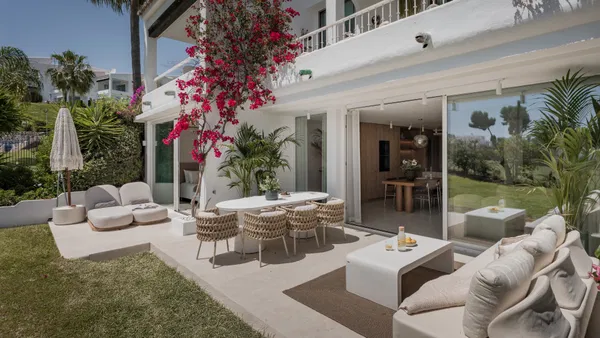 Contemporary ground floor residence in Aloha, Nueva Andalucía