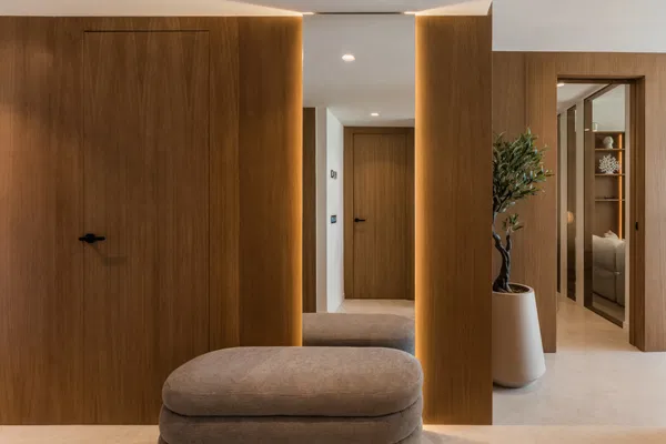 Contemporary ground floor residence in Aloha, Nueva Andalucía
