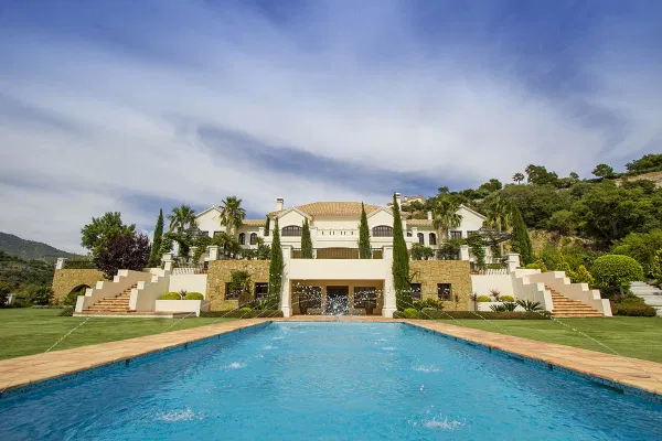 Beautiful Colonial styled Villa in La Zagaleta, Benahavís