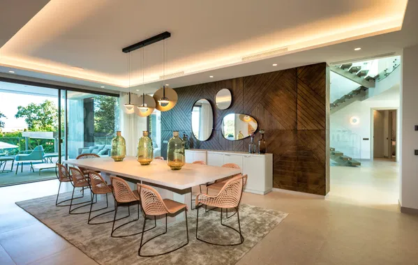 A luxury retreat in the mountains of Benahavís with sea views