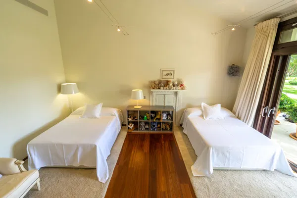 Huge family home in privileged residential area of La Zagaleta, Benahavis