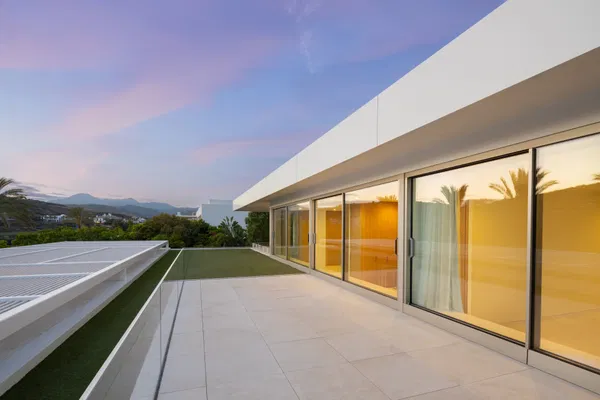 Contemporary villa next to the golf course, Finca Cortesín