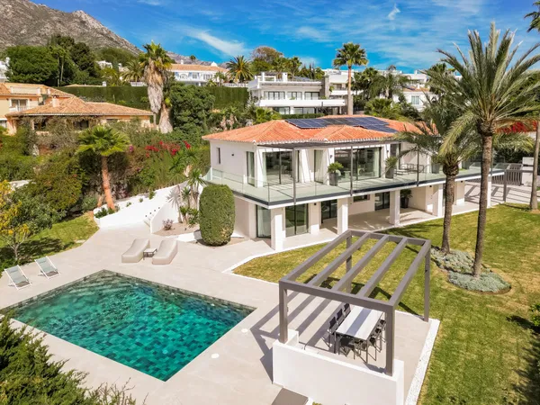 Newly renovated villa with sea views and perfect for families, Nagüeles, Marbella Golden Mile