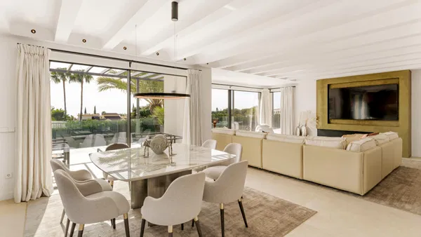 Newly renovated villa with sea views and perfect for families, Nagüeles, Marbella Golden Mile