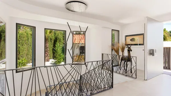 Newly renovated villa with sea views and perfect for families, Nagüeles, Marbella Golden Mile
