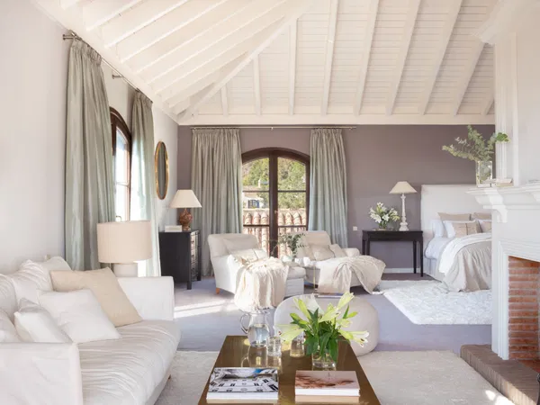 Wonderful luxury villa in the countryside with Andalusian flair, El Madroñal, Benahavis