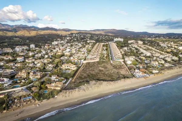 Ground Floor Duplex in front line beach, Marbella East, Las Chapas