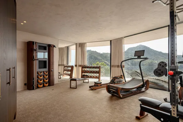 Luxury eco-friendly villa with sea views in Monte Mayor, Benahavis