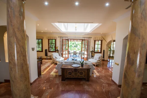 Classic beauty and comfort in a villa in the mountains of La Zagaleta, Benahavis