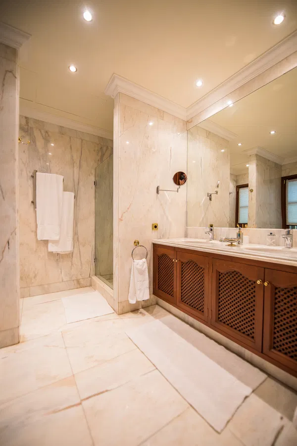 Classic beauty and comfort in a villa in the mountains of La Zagaleta, Benahavis