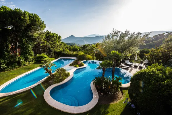Classic beauty and comfort in a villa in the mountains of La Zagaleta, Benahavis