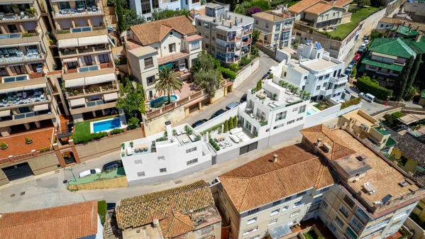 Duplex with 180º sea views in Malaga East
