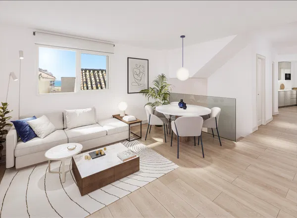 Duplex with 180º sea views in Malaga East