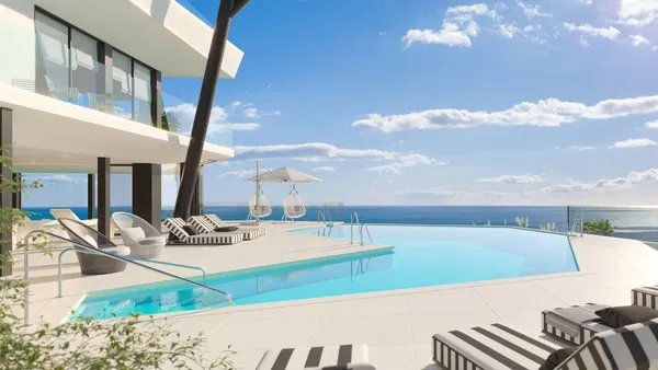Exceptional apartment with spectacular sea views in El Higuerón, Fuengirola