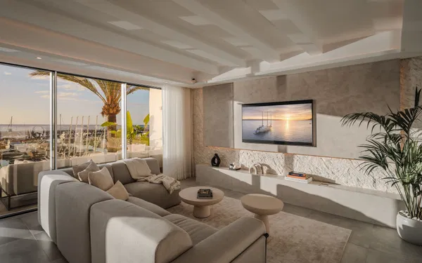State-of-the-art refurbished duplex penthouse with spectacular panoramic views of Puerto Banús
