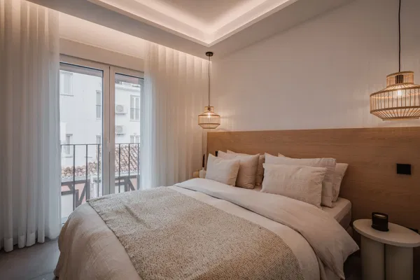 State-of-the-art refurbished duplex penthouse with spectacular panoramic views of Puerto Banús