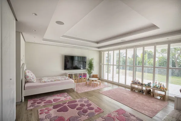A paradisiacal villa, with all luxury details, on the Mediterranean coast of Estepona