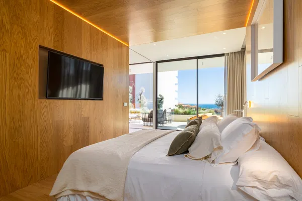 Penthouse with concierge service in a secure development in El Higuerón