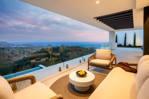 Stunning villa in the prestigious area of Pinares de San Anton, Málaga