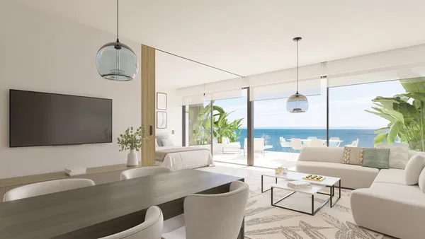 Penthouse with swimming pool and sea views in El Higuerón, Fuengirola