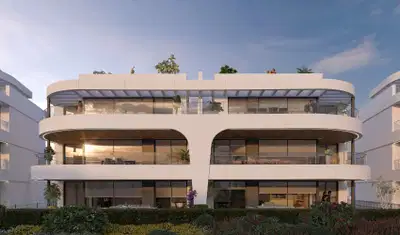 Modern apartment with big basement in the heart of Estepona's Golden Triangle