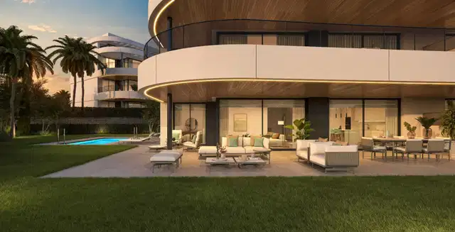 Modern apartment with big basement in the heart of Estepona's Golden Triangle