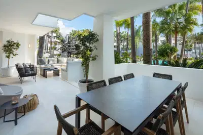 Magnificent Luxury Apartment in the Exclusive Puente Romano Estate, Marbella Golden Mile