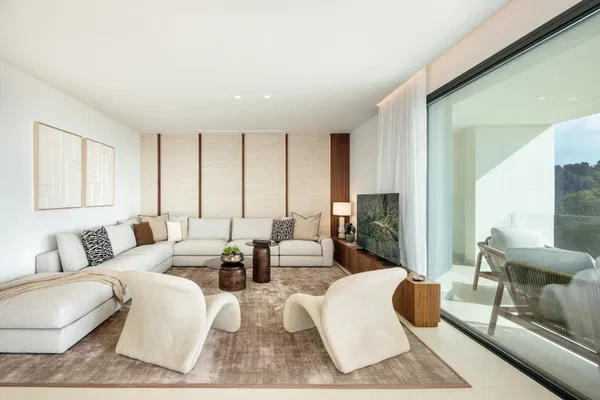Sophisticated villa in the exclusive area of Pinares de San Antón, Málaga