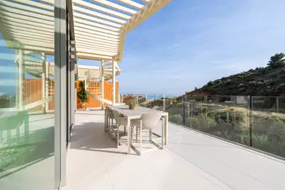 Stunning penthouses complex in El Higuerón