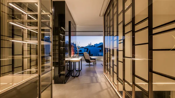 Exceptional property with luxury details on the exclusive Golden Mile, Marbella